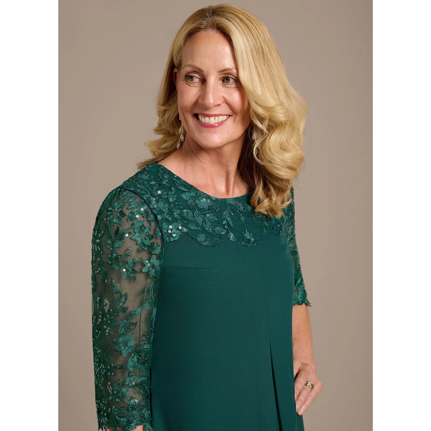 Elegant A-Line Three-Quarter Sleeve Beaded Sequin Emerald Green Midi Mother of the Bride