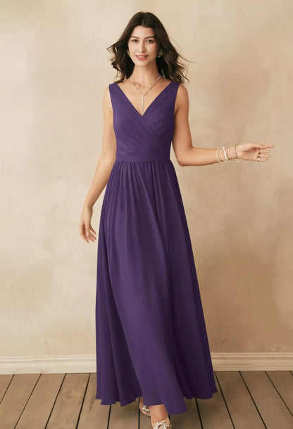 Elegant A-Line V-Neck Bell-Sleeve Pleated Slit Emerald Maxi Bridesmaid Dress Women