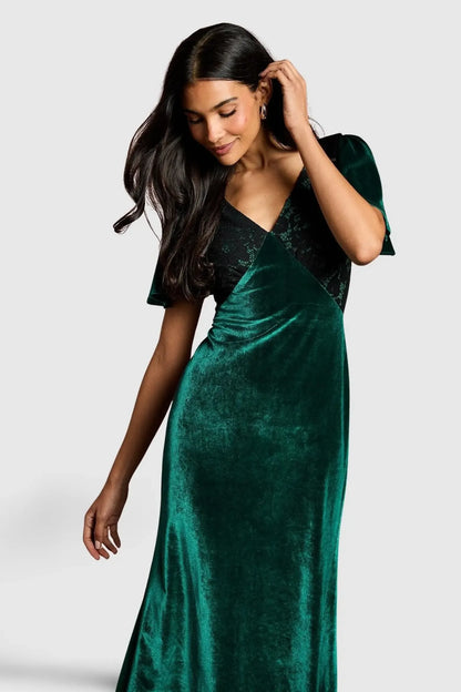 Elegant A-Line V-Neck Flutter Sleeve Emerald Green Midi Evening Dress