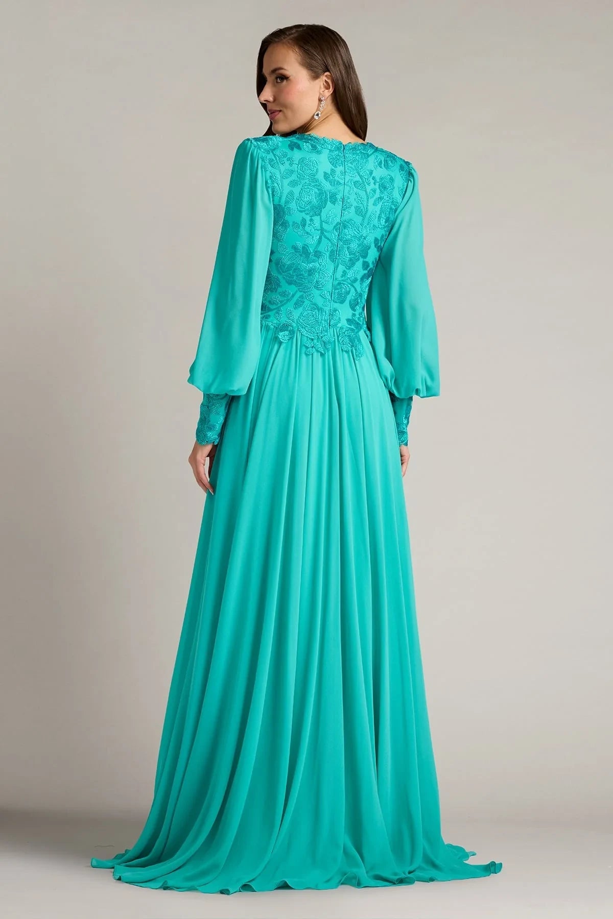 Elegant A-Line V-Neck Long Sleeve Beaded Teal Floor-Length Mother of the Bride Dress