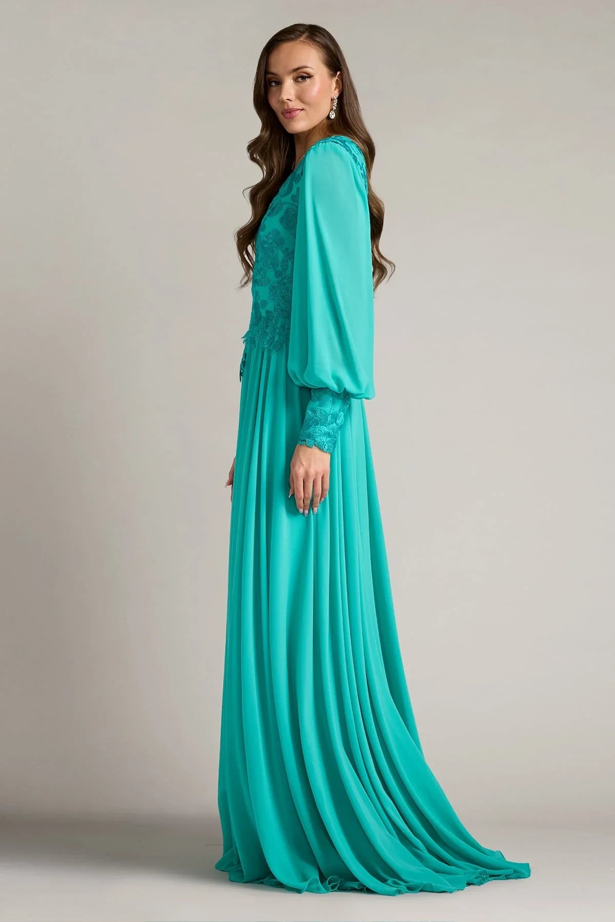 Elegant A-Line V-Neck Long Sleeve Beaded Teal Floor-Length Mother of the Bride Dress