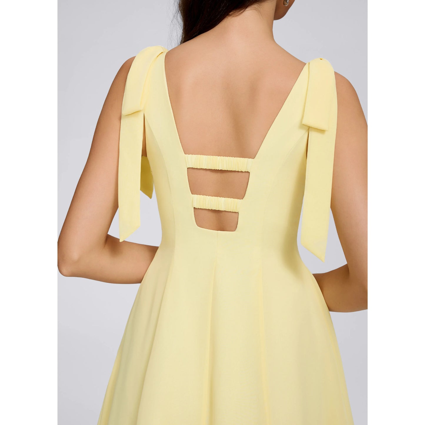 Elegant A-Line V-Neck Sleeveless Bow-Tie Short Yellow Homecoming Dress