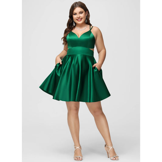 Elegant A-Line V-Neck Sleeveless Cutout Chic Emerald Short Homecoming Dress Plus Size