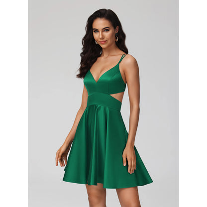 Elegant A-Line V-Neck Sleeveless Cutout Emerald Short Homecoming Dress