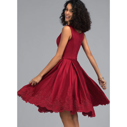 Elegant A-Line V-Neck Sleeveless Embroidered Burgundy Knee-Length Homecoming Dress Women's