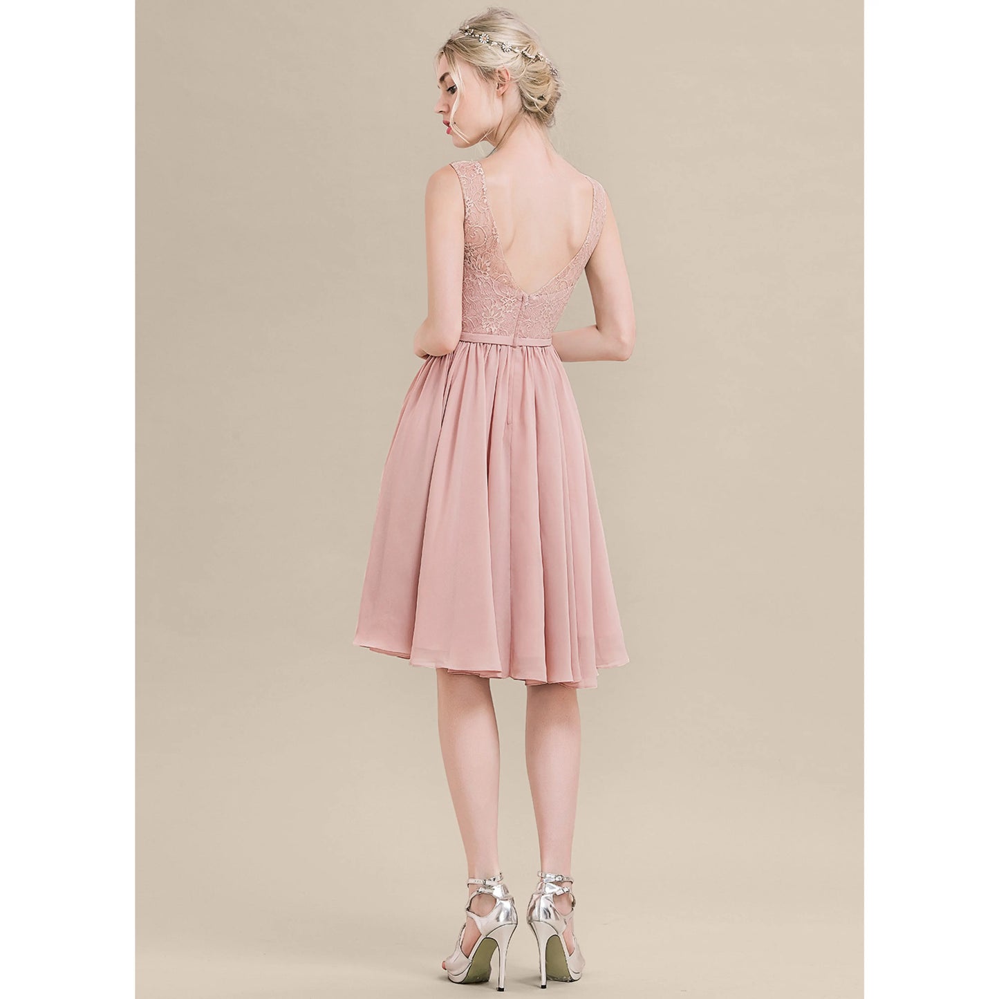Elegant A-Line V-Neck Sleeveless Lace Bodice Pink Short Homecoming Dress