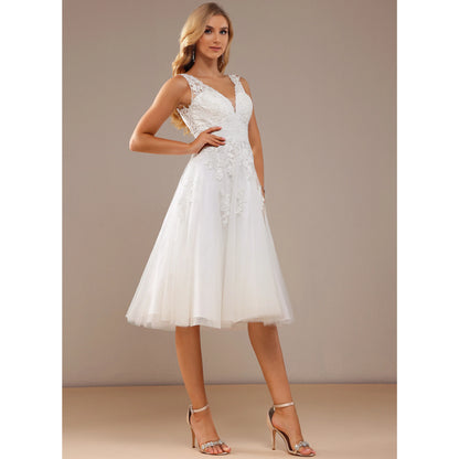Elegant A-Line V-Neck Sleeveless Lace Tulle White Knee-Length Wedding Dress