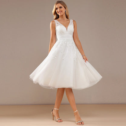 Elegant A-Line V-Neck Sleeveless Lace Tulle White Knee-Length Wedding Dress