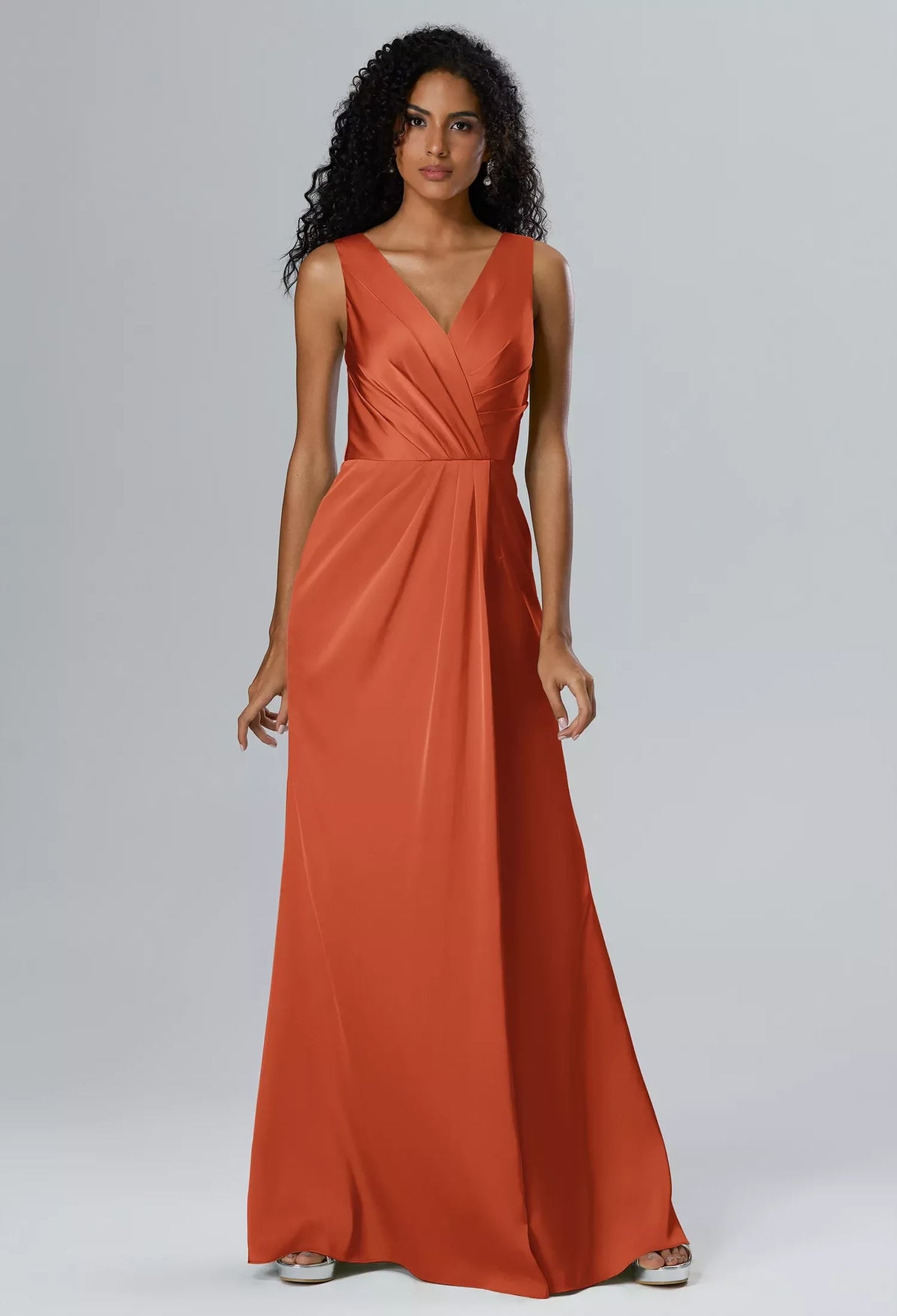 Elegant A-Line V-Neck Sleeveless Pleated Bow Rust Maxi Bridesmaid Dress Women