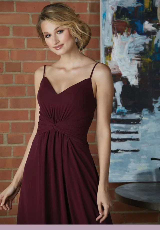Elegant A-Line V-Neck Sleeveless Ruched Burgundy Long Bridesmaid Dress Women Gown