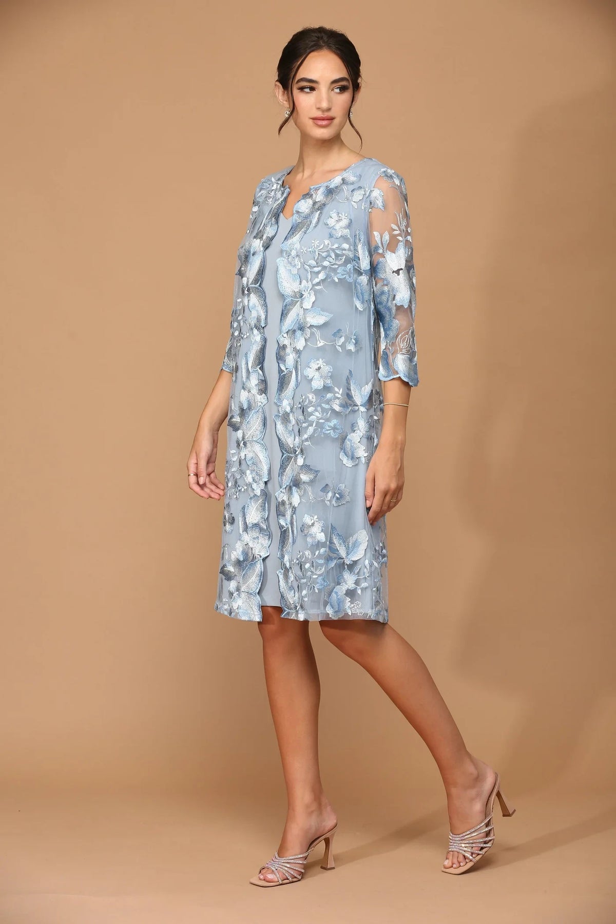 Elegant A-Line V-Neck Three-Quarter-Sleeve Floral Embroidered Light Blue Knee Mother of the Bride Dress