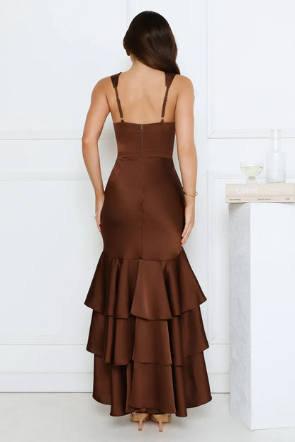 Elegant Fitted Sweetheart Sleeveless High-Low Tiered Chocolate Brown Prom Dress for Women
