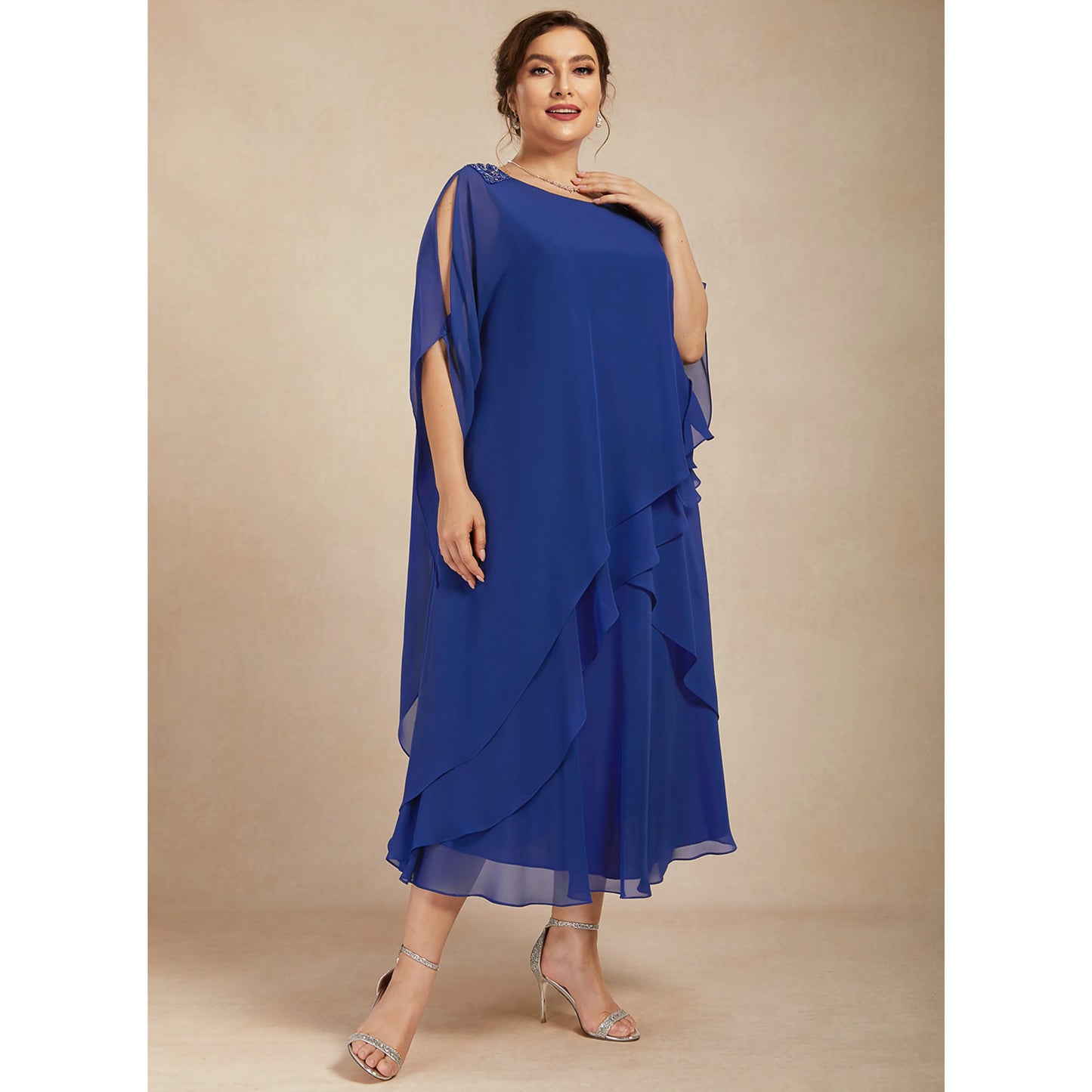Elegant Flowy Round Neck Tiered Royal Blue Midi Mother of the Bride Gown