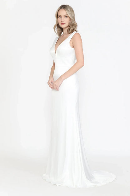 Elegant Mermaid Deep V-Neck Sleeveless Sleek White Floor-Length Wedding Gown