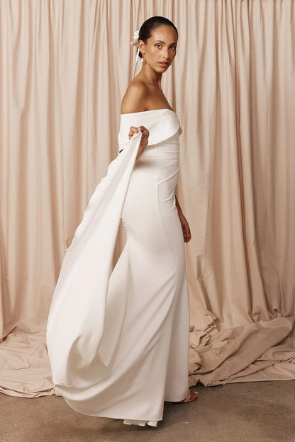 Elegant Mermaid Off-Shoulder Chic Ivory Floor-Length Wedding Dresses Bridal Gown