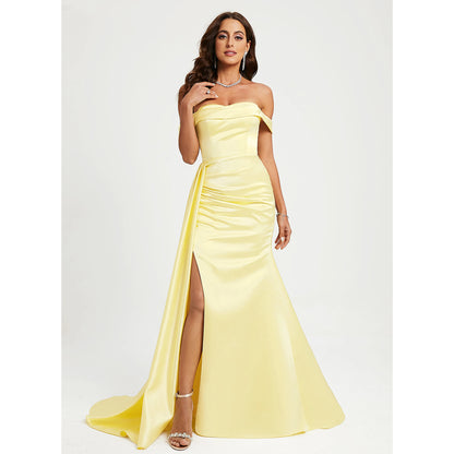 Elegant Mermaid Off-Shoulder Ruched Slit Pale Yellow Floor-Length Prom Gown