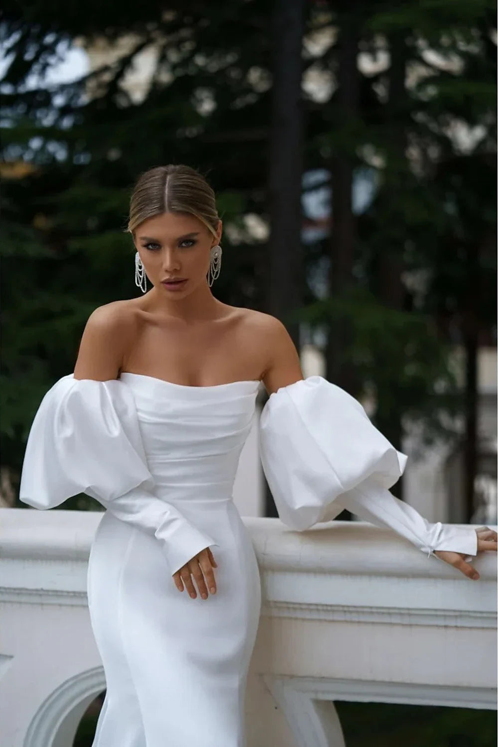 Elegant Mermaid Strapless Puff Sleeve White Floor-Length Bridal Wedding Gown