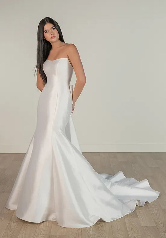 Elegant Mermaid Strapless Sleeveless Backless Bow White Long Wedding Dresses Bridal Gown