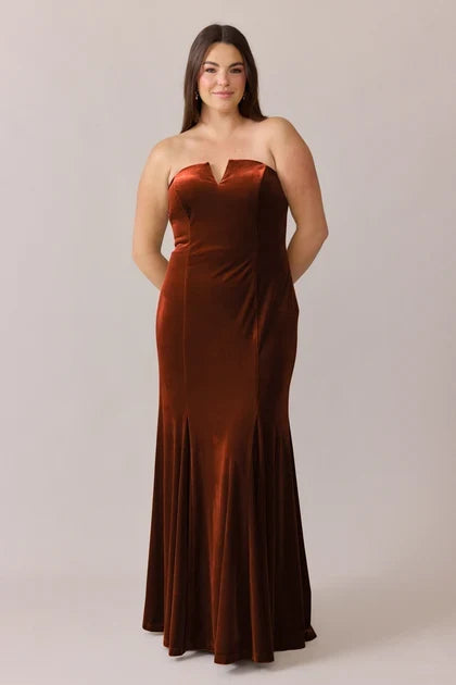 Elegant Mermaid Sweetheart Strapless Chic Rust Floor-Length Bridesmaid Gown
