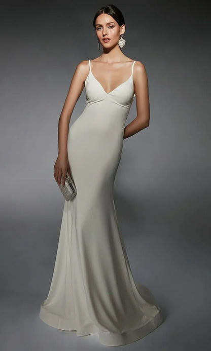 Elegant Mermaid V-Neck Sleeveless Strappy Ivory Floor-Length Wedding Gown