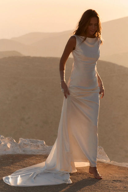 Elegant Sheath High Neck Sleeveless Minimalist Backless White Floor-Length Wedding Dresses Gown