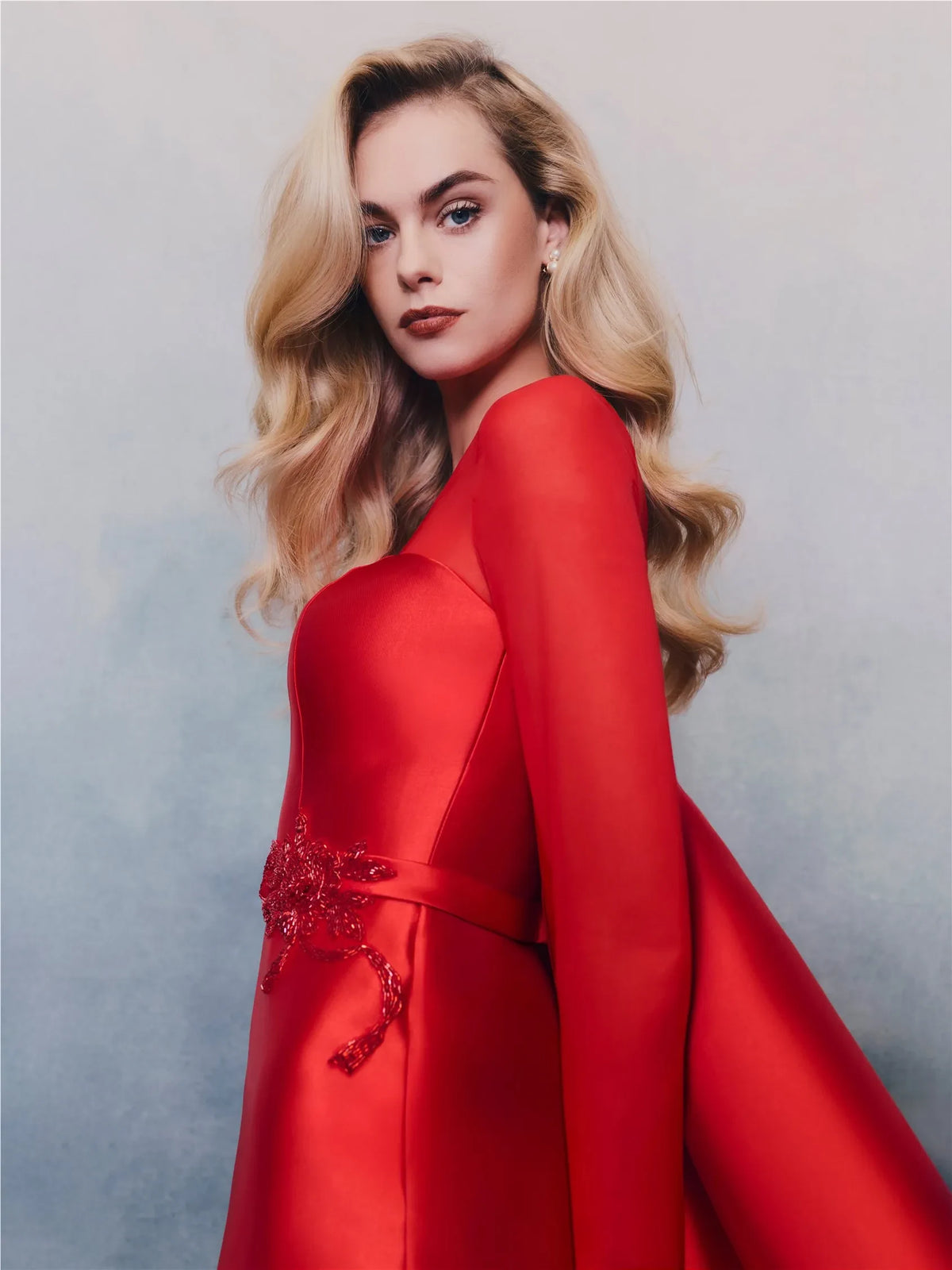Elegant Sheath Jewel-Neck Long-Sleeve Beaded Cape Red Floor-Length Evening Dresses Women