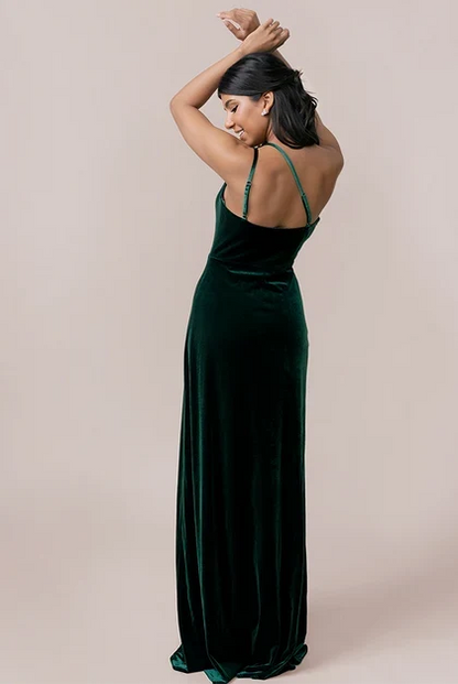 Elegant Sheath One-Shoulder Sleeveless High Slit Emerald Green Floor-Length Bridesmaid Gown