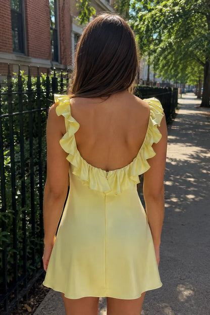 Elegant Sheath Ruffled V-Neck Sleeveless Flirty Yellow Short Homecoming Dress