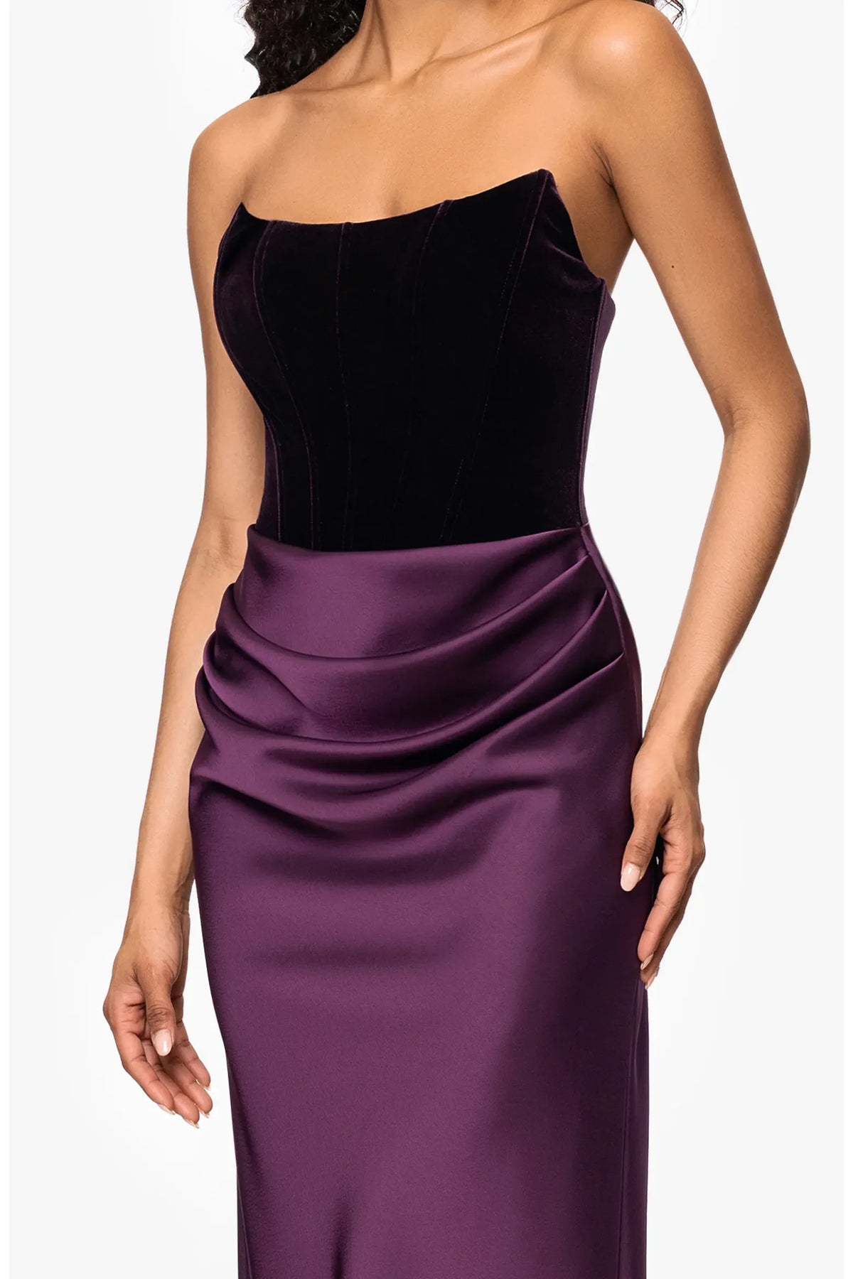 Elegant Sheath Strapless Draped Plum Floor-Length Mother of the Bride Dress Women's Gown