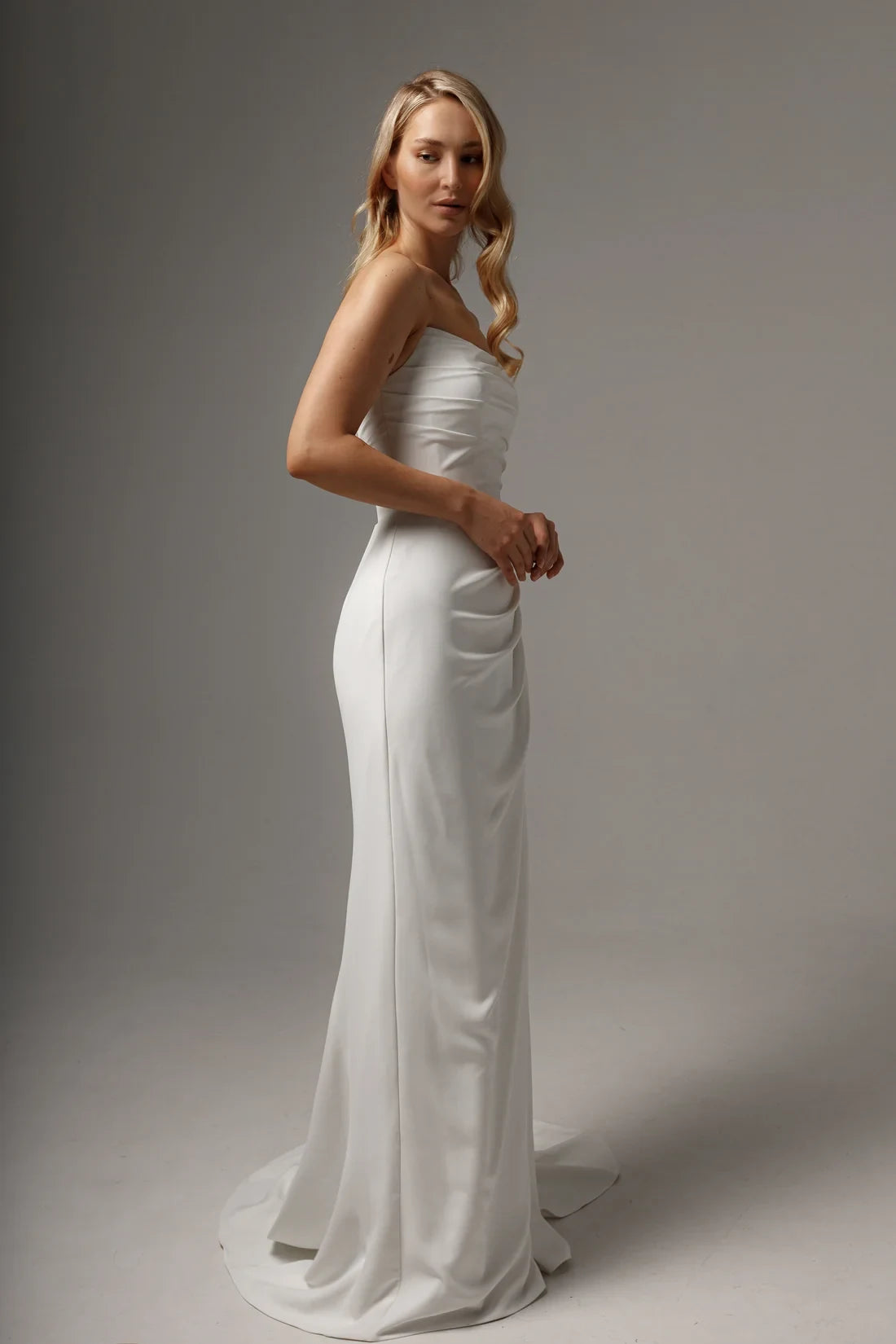 Elegant Sheath Strapless Sleeveless Draped Slit Ivory Floor-Length Wedding Dress for Brides