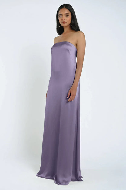 Elegant Sheath Strapless Sleeveless Silky Amethyst Floor-Length Bridesmaid Dress Women's Gown