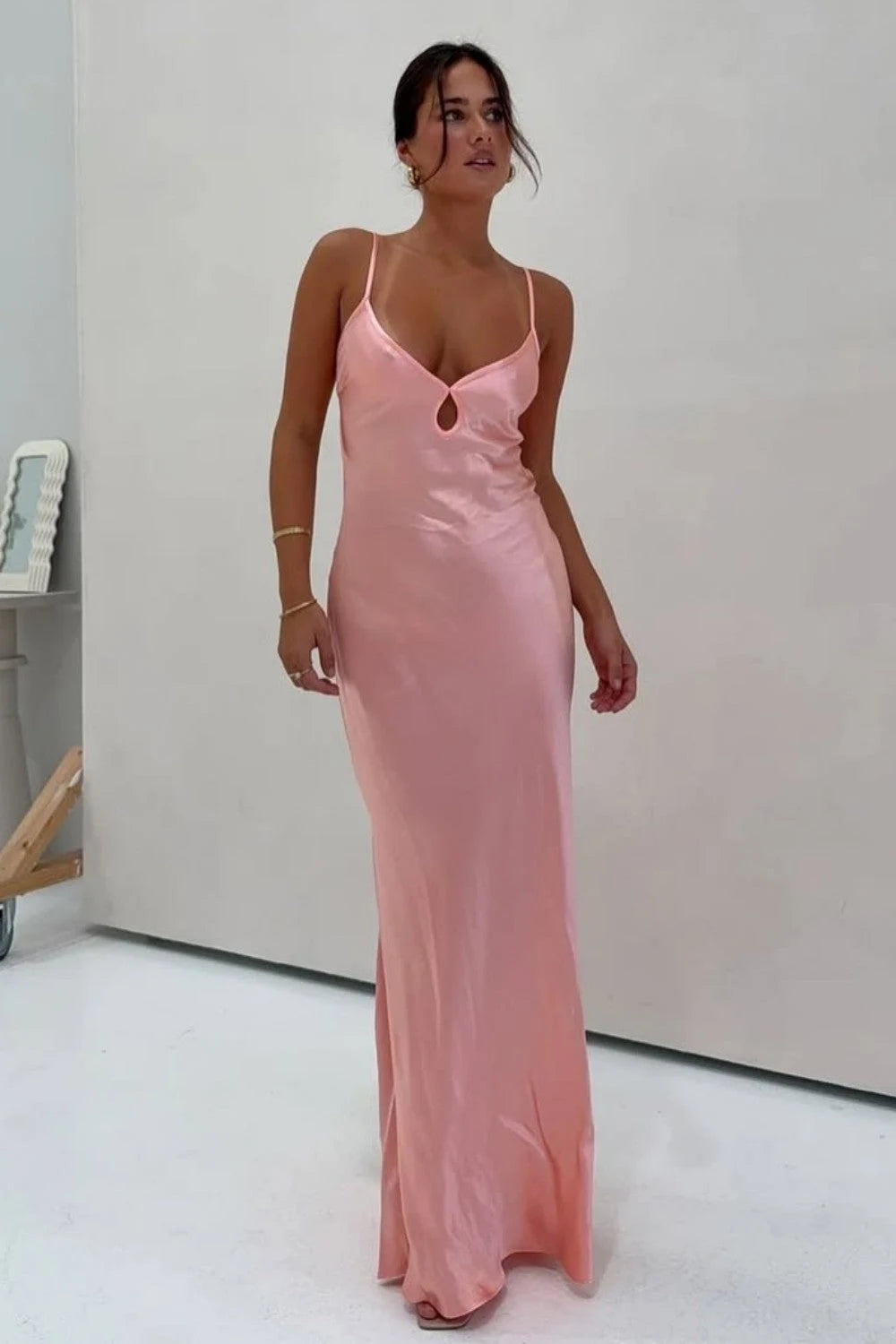 Elegant Sheath V-Neck Sleeveless Cutout Backless Pink Long Prom Dresses Women