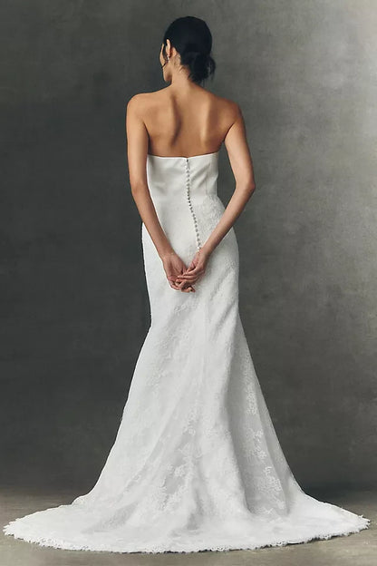 Elegant Trumpet Strapless Sweetheart Lace Classic White Floor-Length Wedding Gown