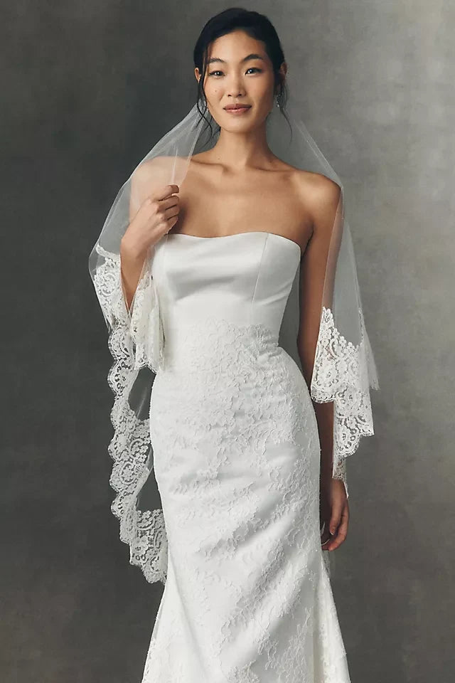 Elegant Trumpet Strapless Sweetheart Lace Classic White Floor-Length Wedding Gown