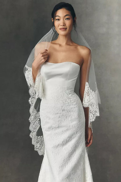 Elegant Trumpet Strapless Sweetheart Lace Classic White Floor-Length Wedding Gown