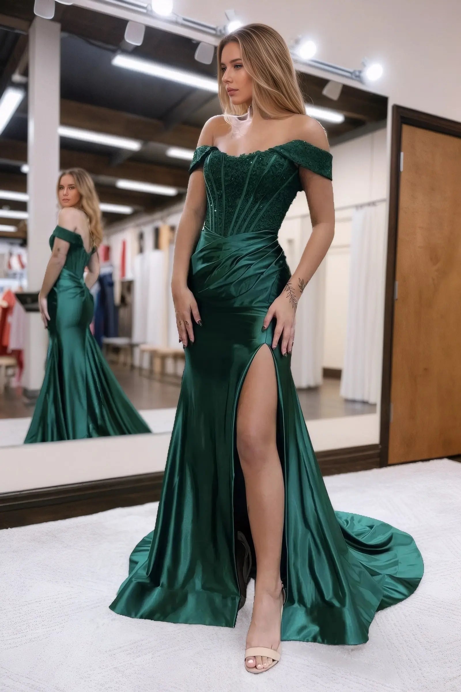 Emerald Green Off Shoulder Mermaid Prom Dress with Lace Corset Bodice – Koutun Dress