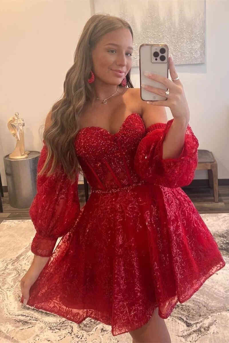 Close-up of sweetheart neckline and bodice of the dress.