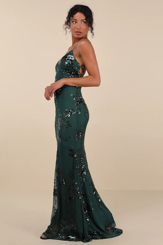 Glamorous Emerald Green V-Neck Mermaid Gown with Iridescent Sequin Floral Embellishments and Lace-Up Back, Prom Dress