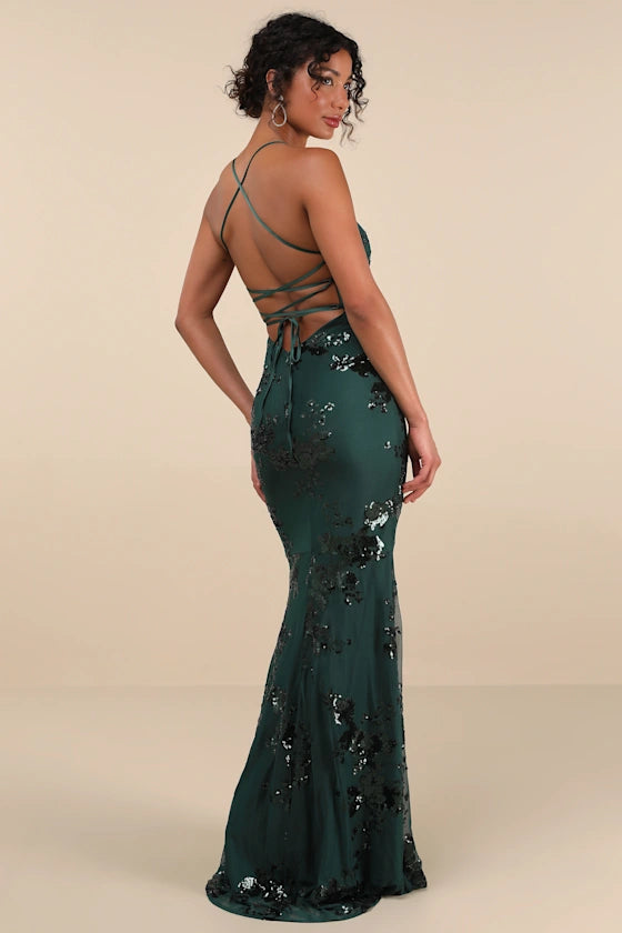 Glamorous Emerald Green V-Neck Mermaid Gown with Iridescent Sequin Floral Embellishments and Lace-Up Back, Prom Dress