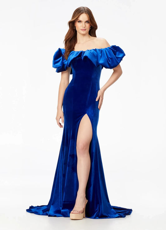 Glamorous Mermaid Off-Shoulder Puffy Ruffled Royal Blue Floor-Length Evening Dresses Gown