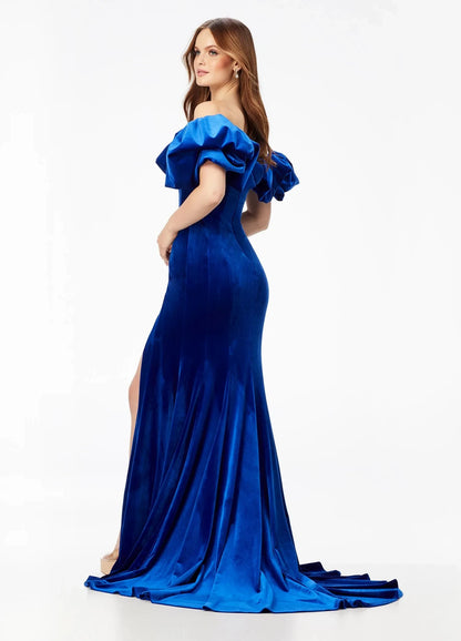 Glamorous Mermaid Off-Shoulder Puffy Ruffled Royal Blue Floor-Length Evening Dresses Gown