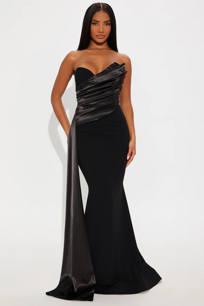 Glamorous mermaid strapless sweetheart open back long evening dress