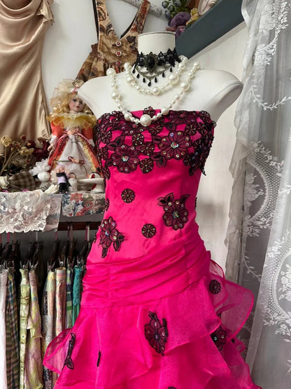Hot Pink Strapless Prom Dress With Black Floral Appliqué And Tiered Organza A Line Formal Prom Dress