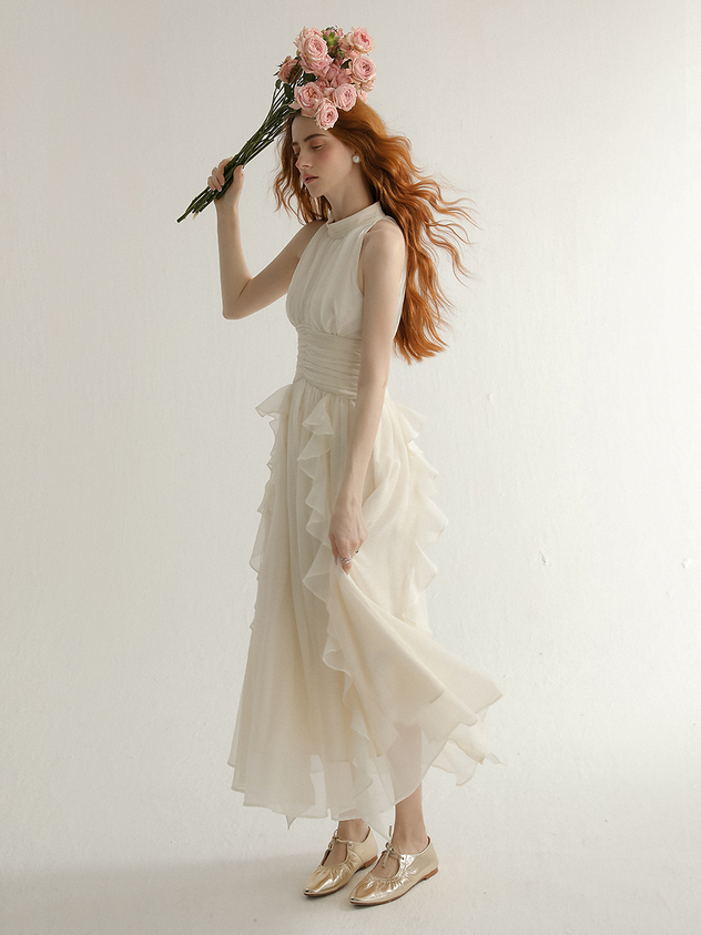 Ivory Chiffon Halter Dresses with Halter Neck Ruched Waist and Tiered Ruffle Skirt