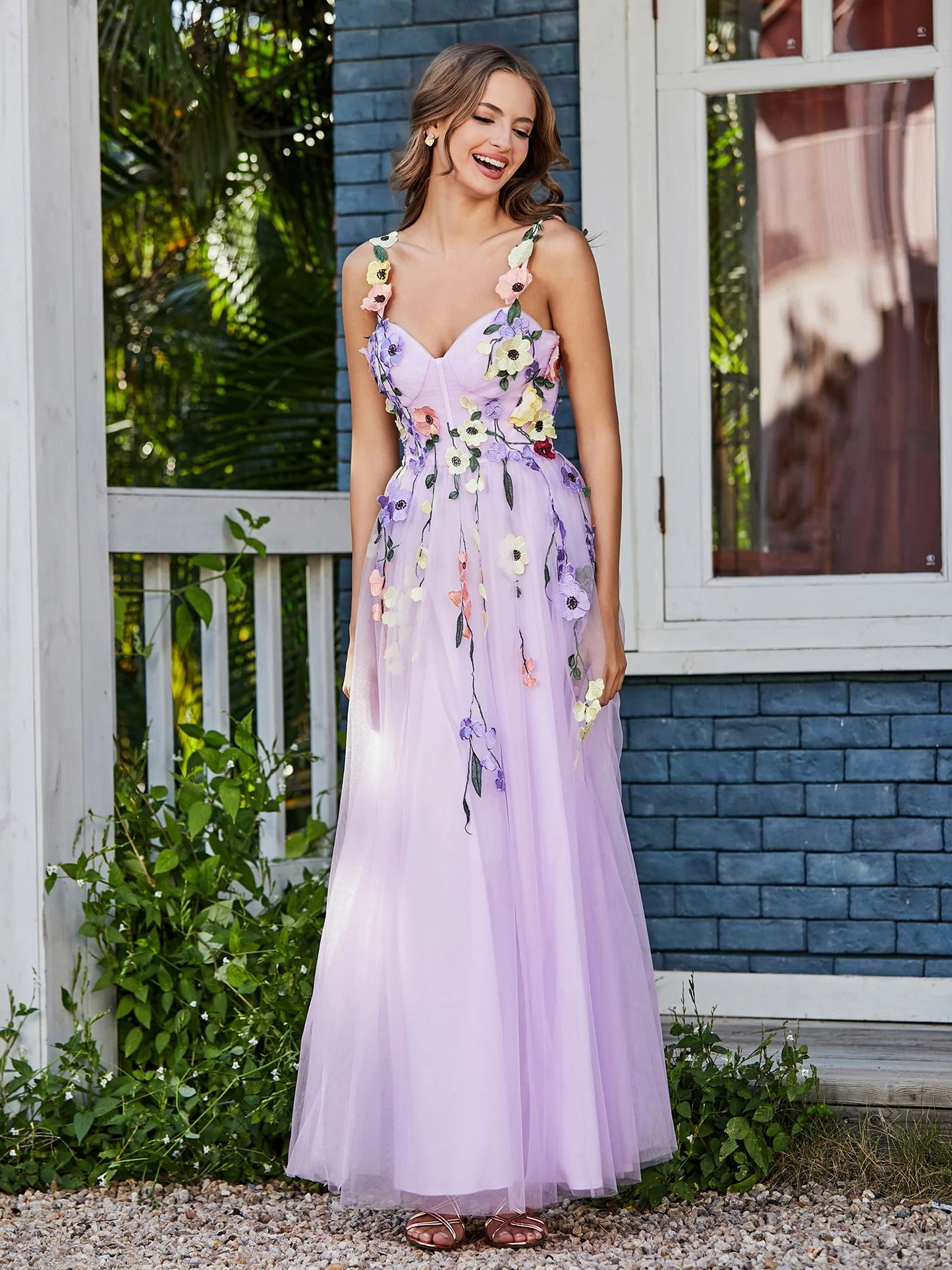 Lavender Tulle Maxi Prom Dresses with Spaghetti Strap 3D Floral Applique V Neck Bodice for Prom and Garden Wedding