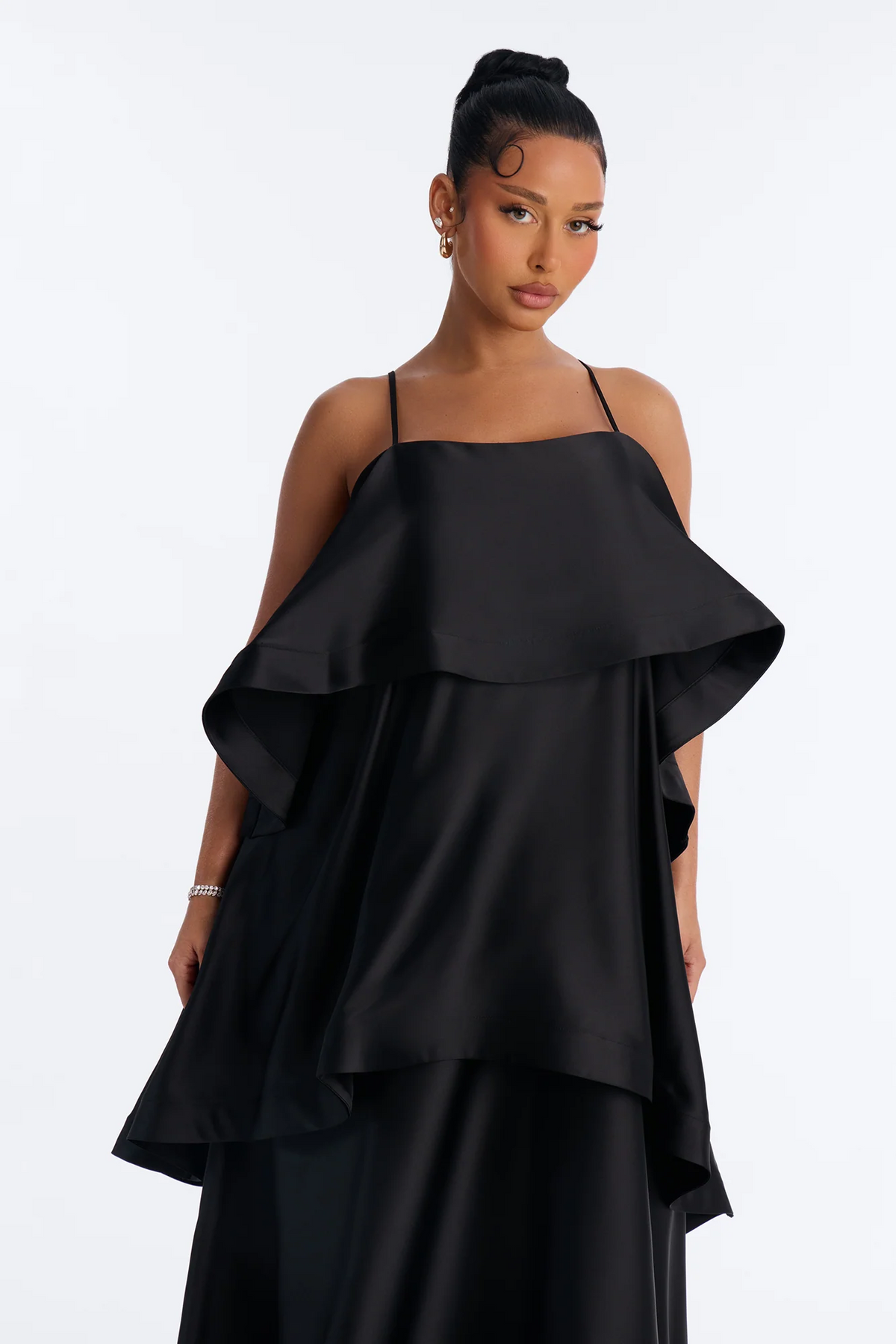 Loose tiered square spaghetti strap low back maxi evening dress