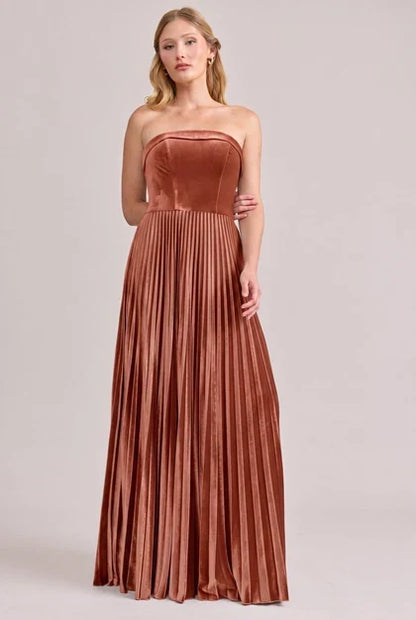 Luxurious A-Line Strapless Sleeveless Pleated Terracotta Floor-Length Bridesmaid Gown