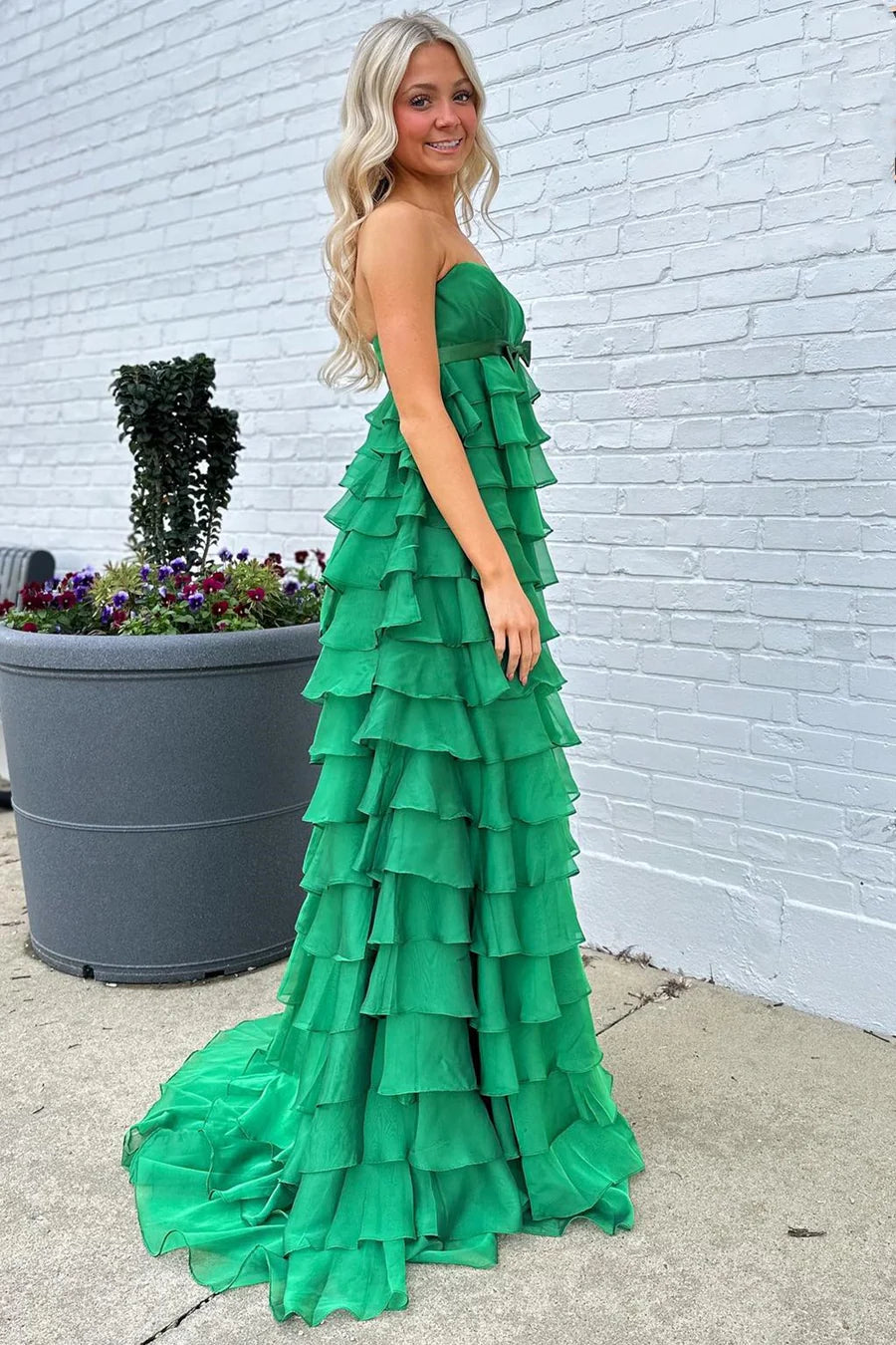 Luxury Emerald Green Evening Dresses Strapless with Chiffon Silhouette and Ruffled Skirt