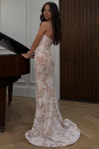 Luxury Nude Evening Dresses Sweetheart Neck with Tulle Mermaid Silhouette and Lace Appliqués