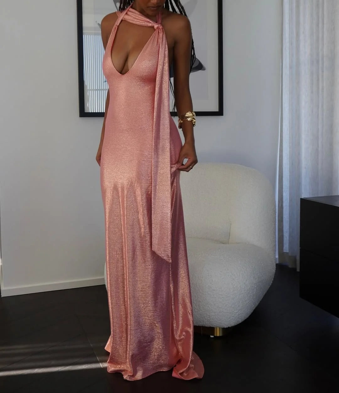 Luxury Rose Gold Prom Dresses with Metallic Fabric Halter Neck and Open Back